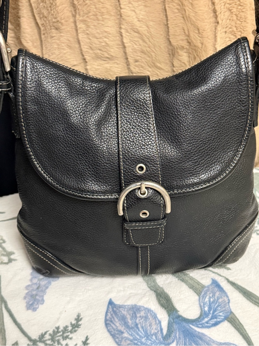 🖤 VINTAGE Y2K GRAIL 🖤 Danier Ultra-Soft Pebbled Leather Buckle Flap Hobo Bag